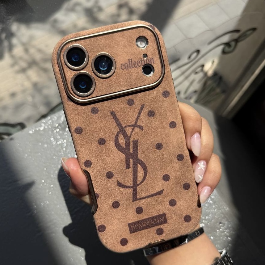 قاب YSL مونگرام آیفون