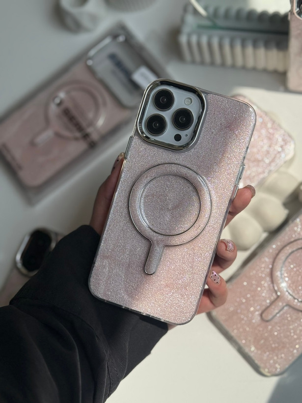 قاب صورتی شاینی با Mag Safe آیفون