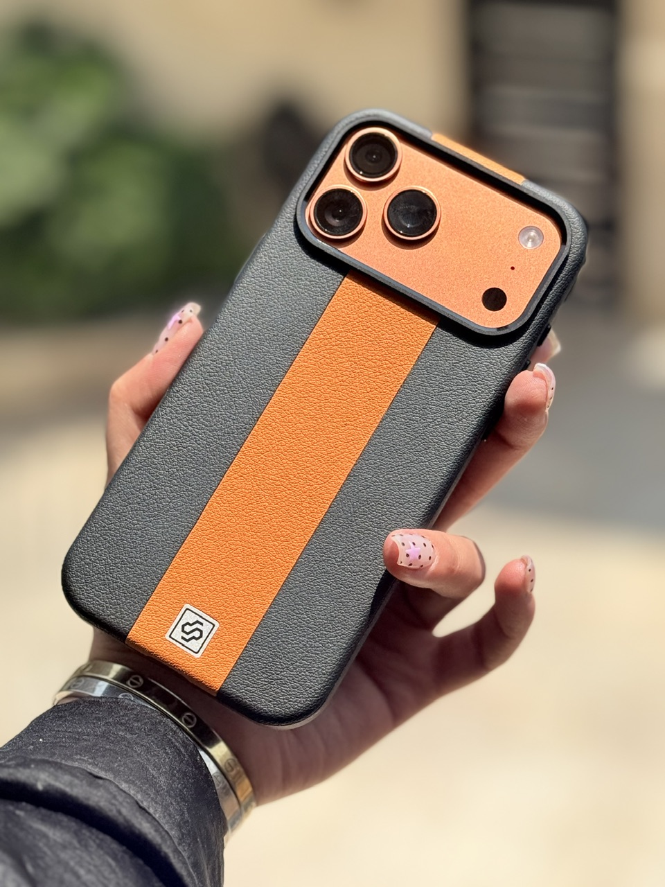 قاب Dizoro Leather Case چرمی با مگ سیف آیفون